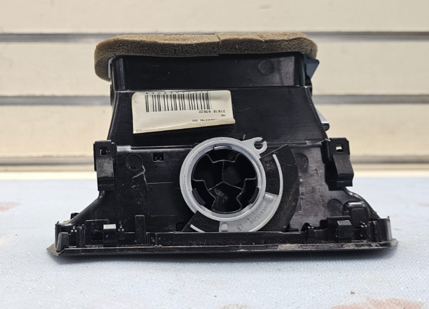 🔥2018-2020 VOLKSWAGEN TIGUAN DASH DASHBOARD RIGHT SIDE AC AIR VENT GRILLE OEM