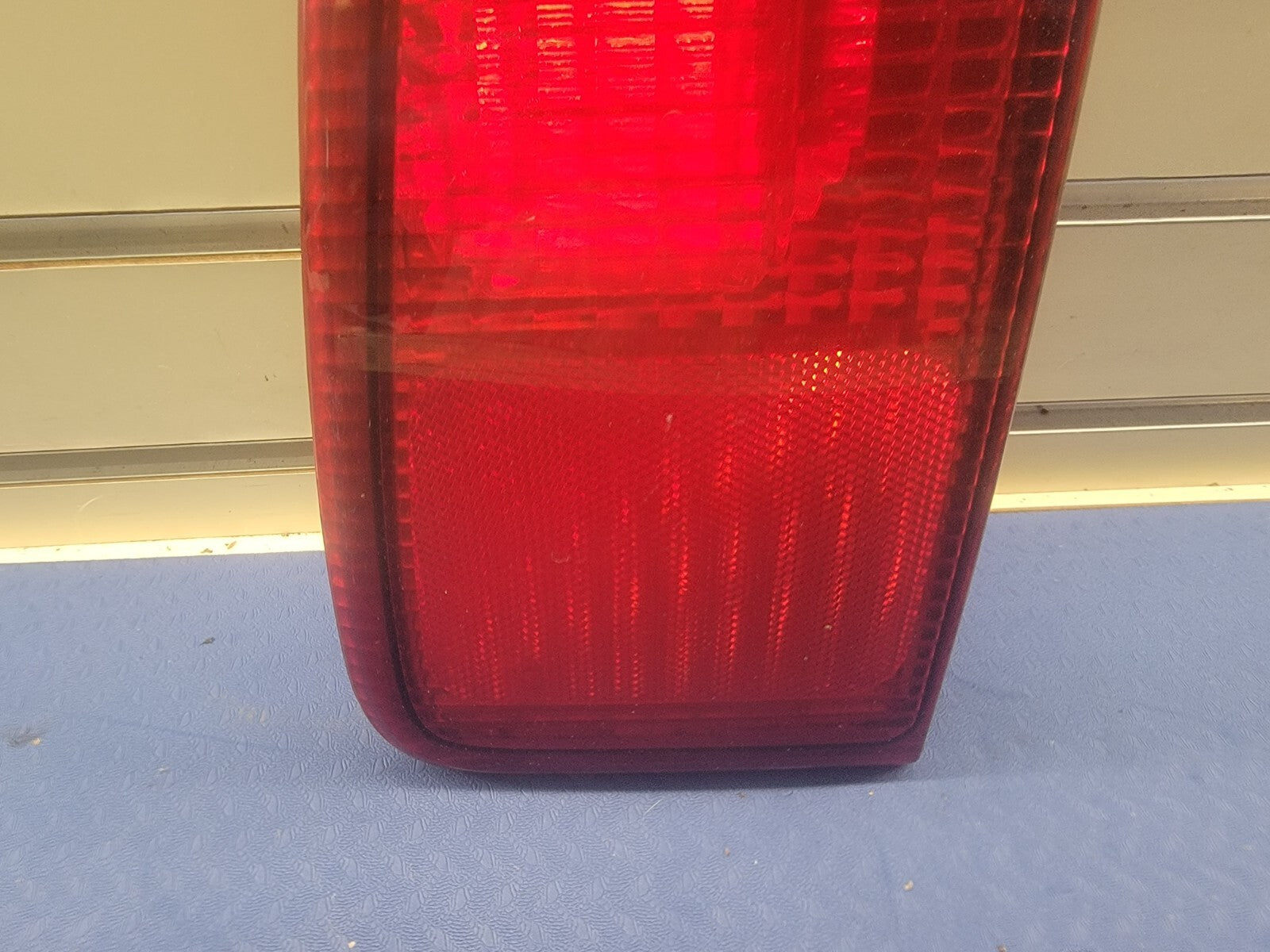 1998-2002 Lincoln Navigator Rear RIGHT RH SIDE TAIL LIGHT INNER Assembly OEM