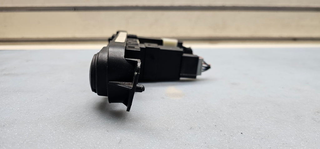 🔥2001-2005 CHRYSLER PT CRUISER REAR DEFROST DEFOG OUTLET SWITCH CONTROL OEM