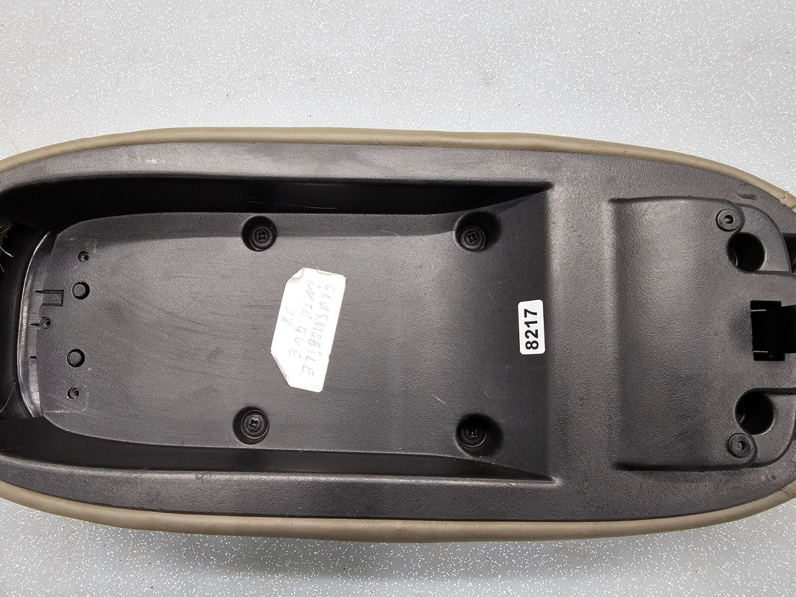 98-02 Oldsmobile Intrigue Armrest Center Console Lid Leather Cover Assembly Tan