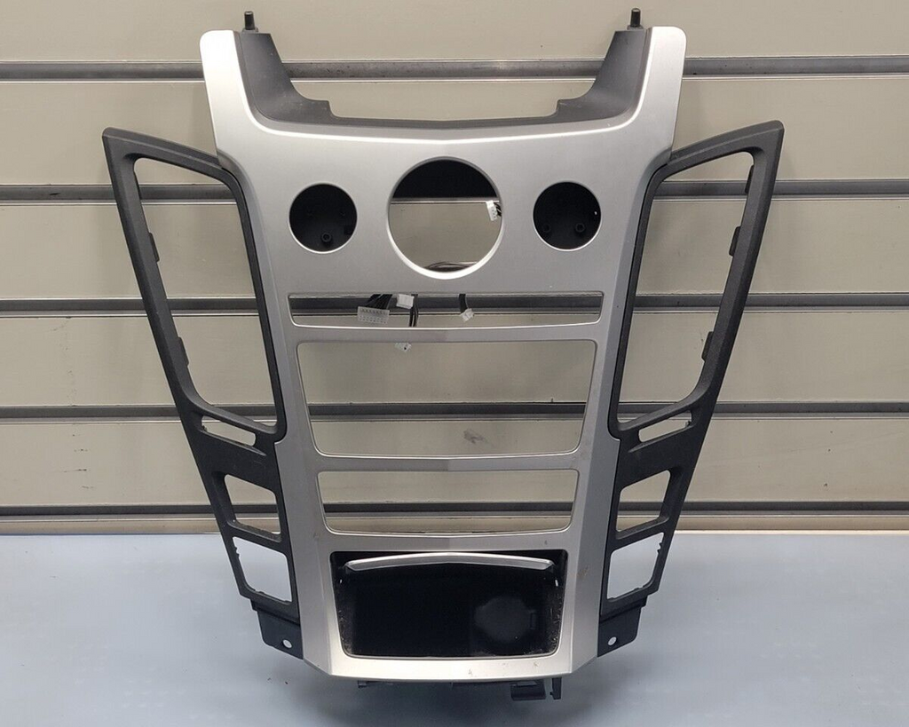 🔥2008-2013 Cadillac CTS Radio Control Panel trim bezel SILVER B44
