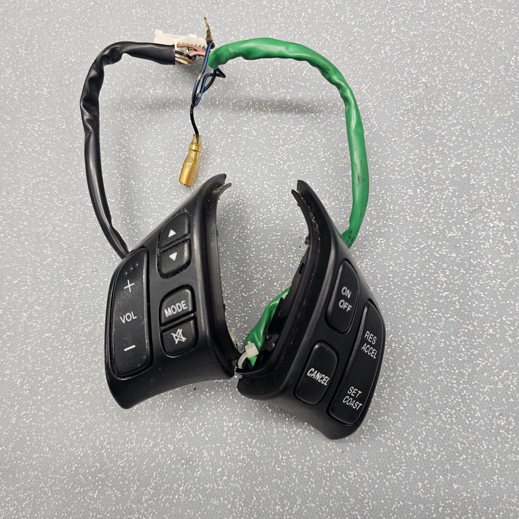 🔥2004-2009 MAZDA 3 STEERING  WHEEL AUDIO RADIO CRUISE CONTROL SWITCH OEM