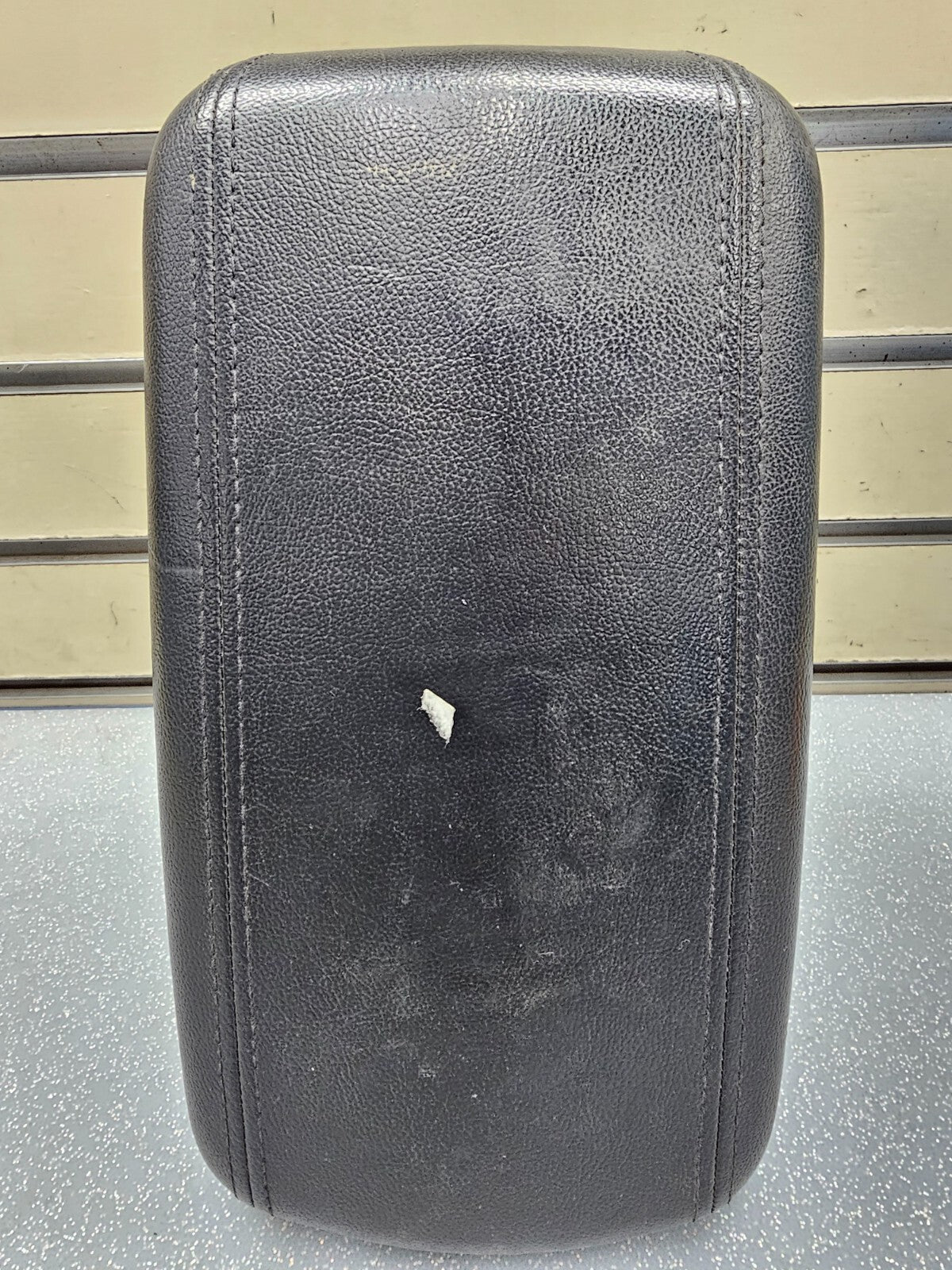 🔥2010-2013 Kia Forte Koup Center Console Leather Lid Arm Rest Storage Black OEM