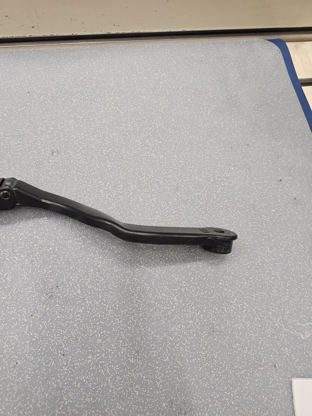 🔥1997-2001 TOYOTA CAMRY WINDSHIELD WIPER ARM PAIR HOOK WINDOW OEM