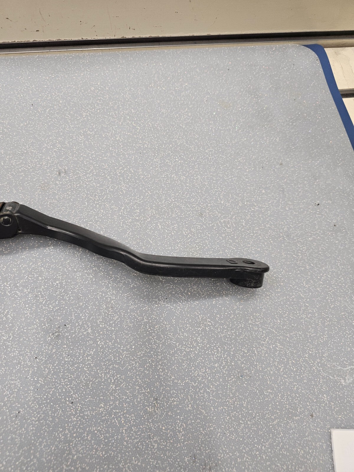 🔥1997-2001 TOYOTA CAMRY WINDSHIELD WIPER ARM PAIR HOOK WINDOW OEM