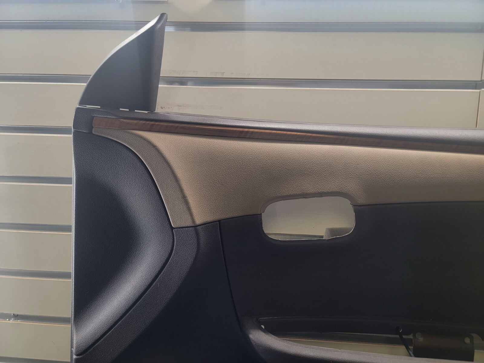 🔥08-12 Chevy MALIBU Front Door Interior Trim Panel RIGHT Black