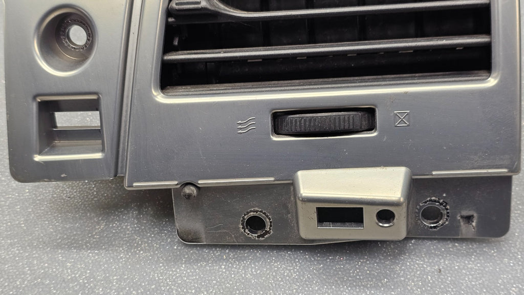 🔥09-12 LINCOLN MKS DASH RIGHT PASSENGER AIR VENT A/C AC HEATER PANEL SILVER