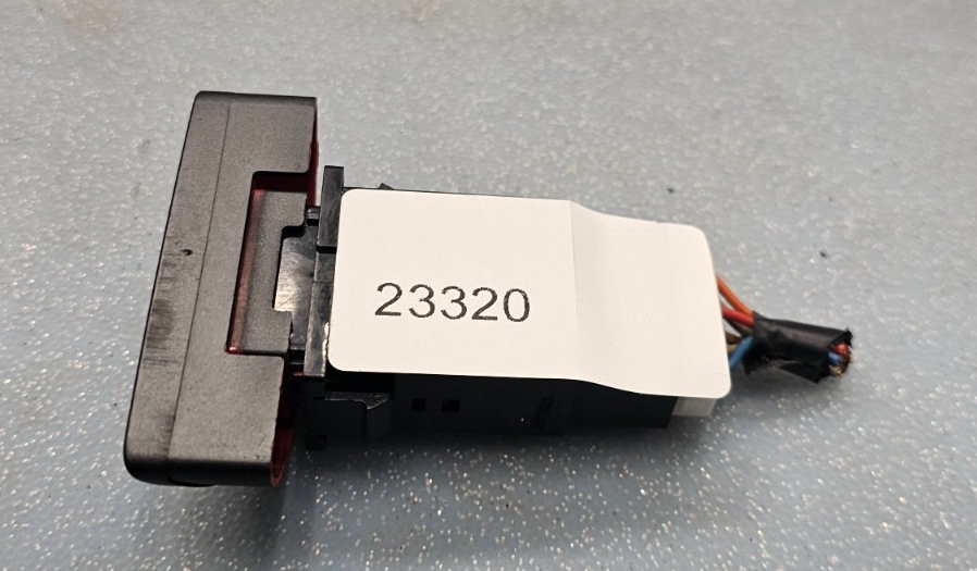 🔥10-11 Kia Soul Hazard Flasher Emergency Light Control Switch Button Assembly