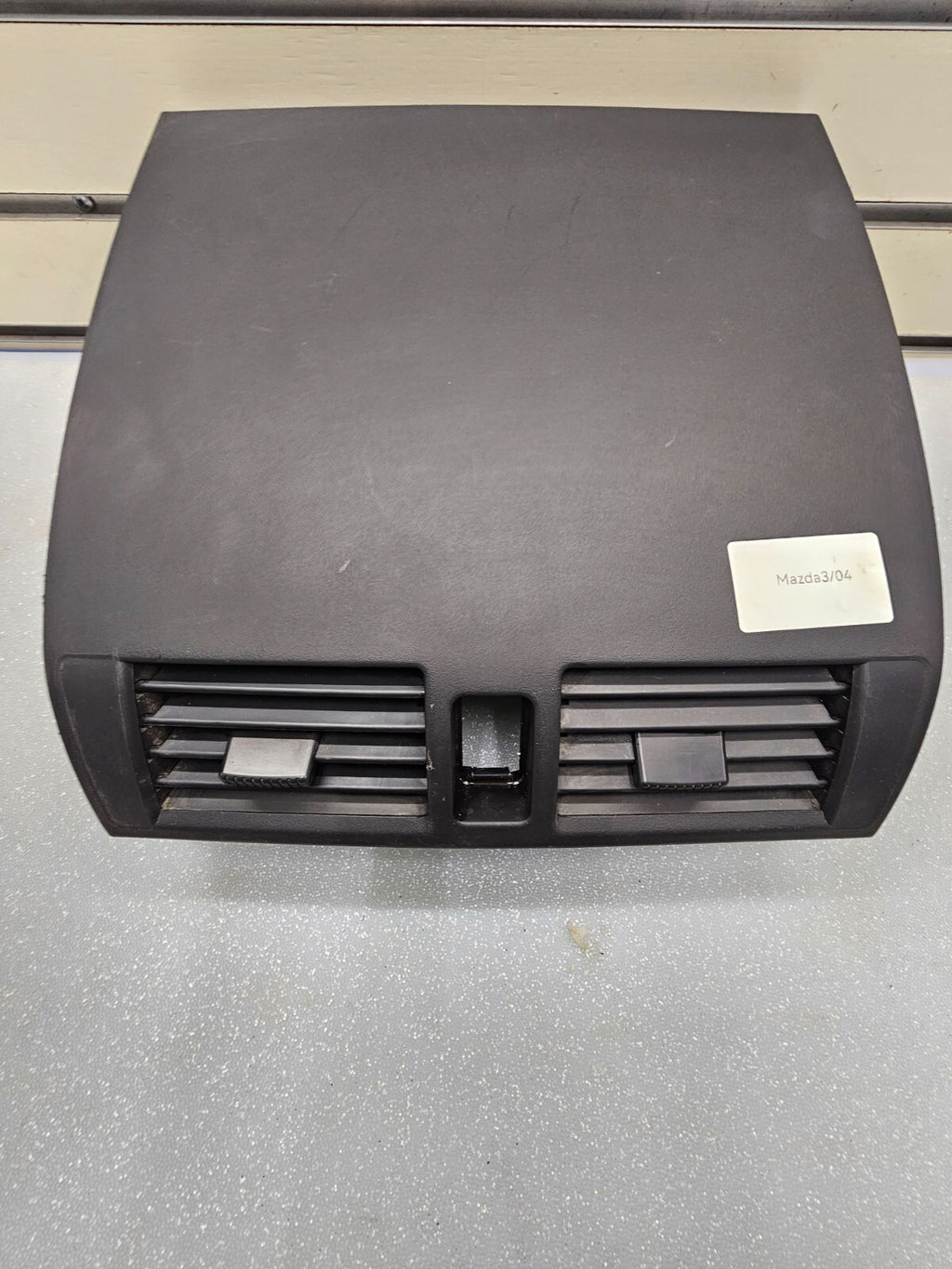 🔥04-08 MAZDA 3 MAZDA3 FRONT CENTER DASH VENT HAZARD BUTTON BEZEL TRIM OEM BLACK