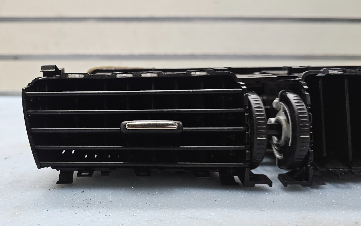 🔥06-10 VW Passat Dash Center AC Air Vent Heater Conditioning Trim Panel Black
