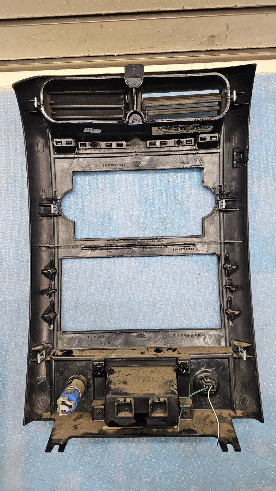 🔥04-09 Durango Aspen Dash AM FM Radio Stereo Climate Bezel Trim Panel Wood