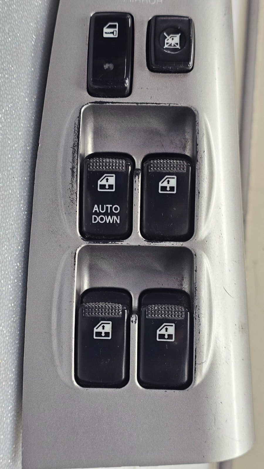 🔥05-10 SPORTAGE LEFT DRIVER MASTER POWER WINDOW SWITCH CONTROL ASSEMBLY SILVER