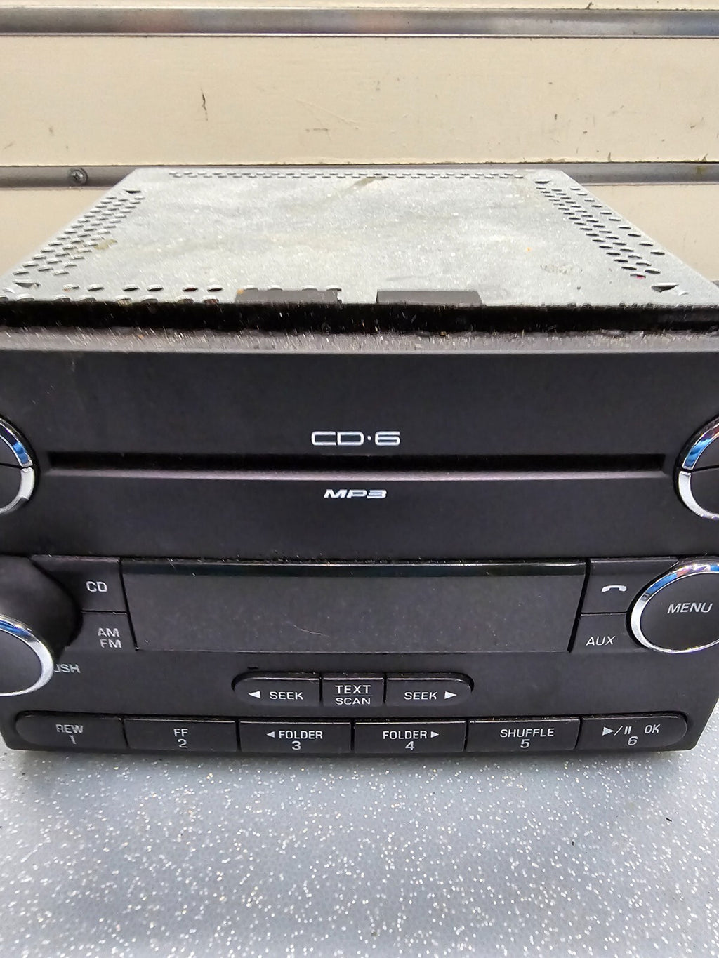 06-13 Ford E150 EXPLORER AM/FM Radio CD Player MP3 Receiver AUX🔴6CD Disc CHROME