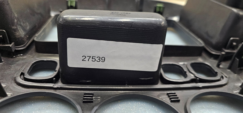🔥01-07 FORD ESCAPE CENTER DASH RADIO A/C CLIMATE TRIM BEZEL BLACK OEM