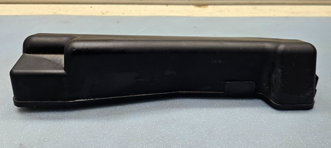 🔥2004-2008 Toyota Corolla Matrix Fuse Box Cover by the Engine OEM BLACK