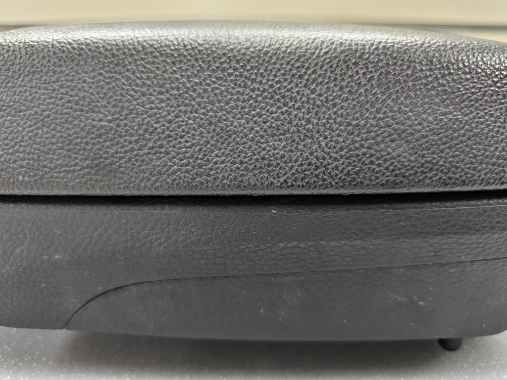 🔥13-17 ELANTRA GT Front Console Lid Floor Armrest Top Pad Cover Assembly Black