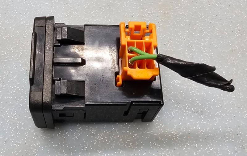 🔥07-13 Durango Journey Town country Nitro Power Accessory Outlet Inverter OEM 