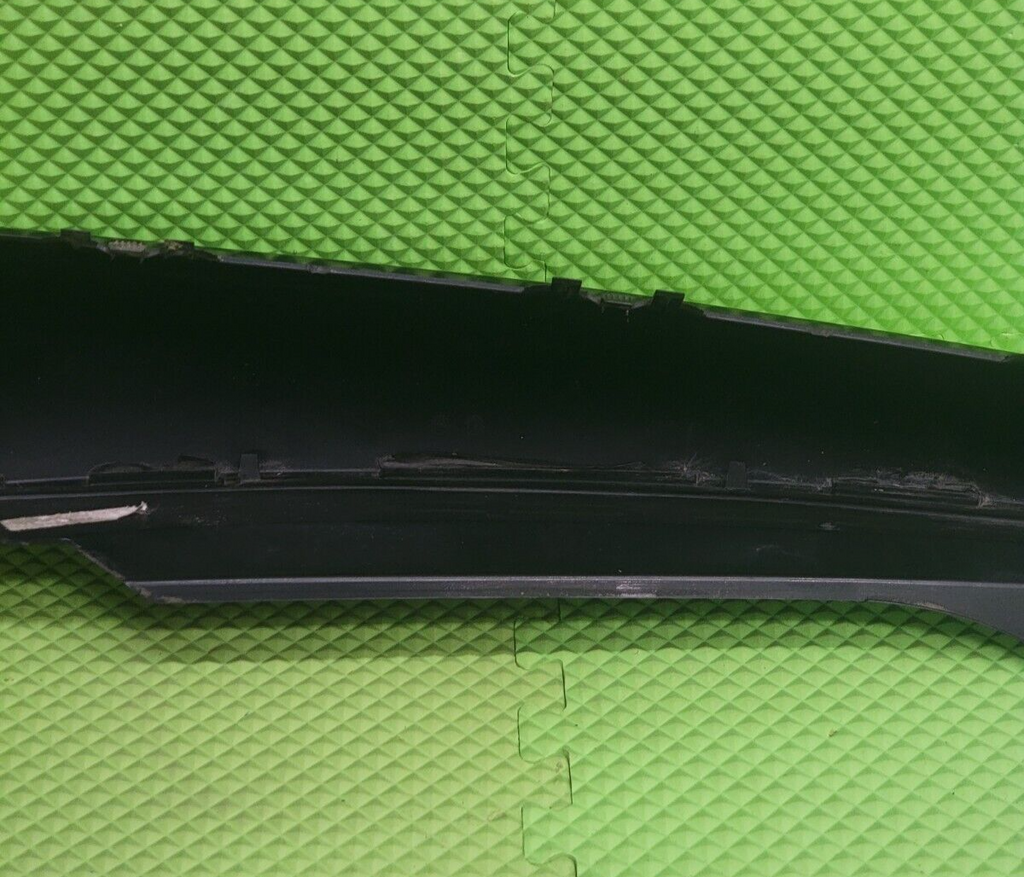 🔥2007-2014 CADILLAC ESCALADE REAR LEFT SIDE D PILLAR PANEL TRIM COVER BLACK