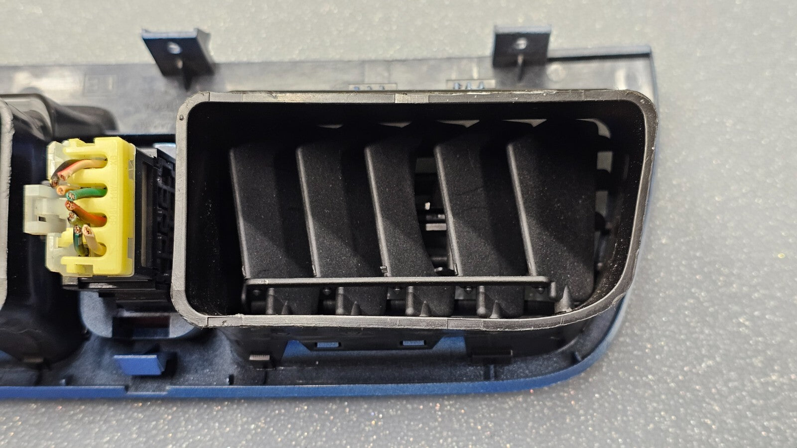 🔥 05-07 Subaru Forester Impreza Center Dash Air Vent Heater Conditioning Blue
