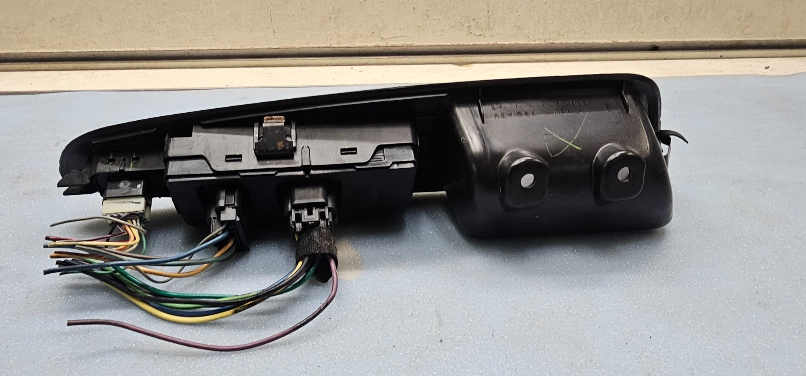 🔥09-16 CHEVY IMPALA LEFT DRIVER MASTER POWER DOOR WINDOW SWITCH BEZEL BLACK