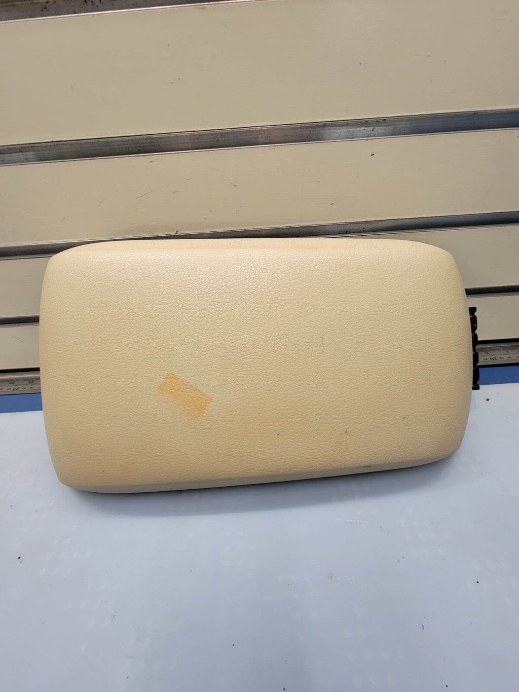 🔥2007-2010 Ford Edge Center Console Lid Leather Arm rest Assembly OEM Tan