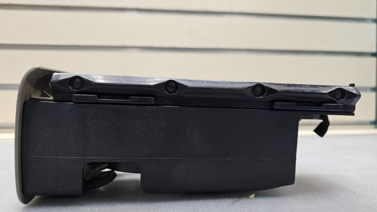🔥95-98 Chevy 1500 GMC Silverado CK Yukon Tahoe Pull-Out Cup holder Flaps