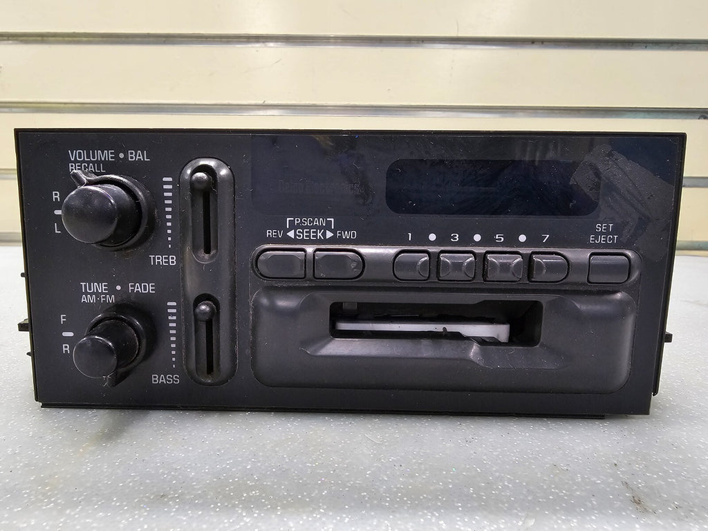 🔥1995-2002 GMC Sierra/Yukon Chevy Tahoe Silverado AM/FM/Cass Tape Radio Mint