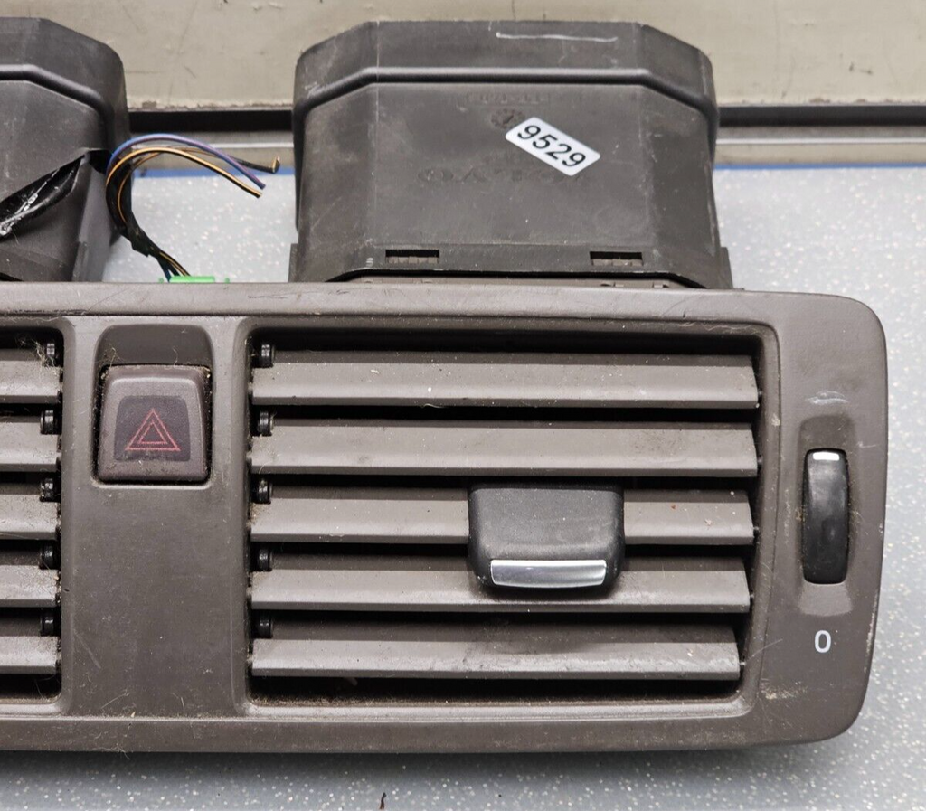 04-07 Volvo S40 Front Middle Dash Center Air Vent Heater Conditioning Bezel Tan