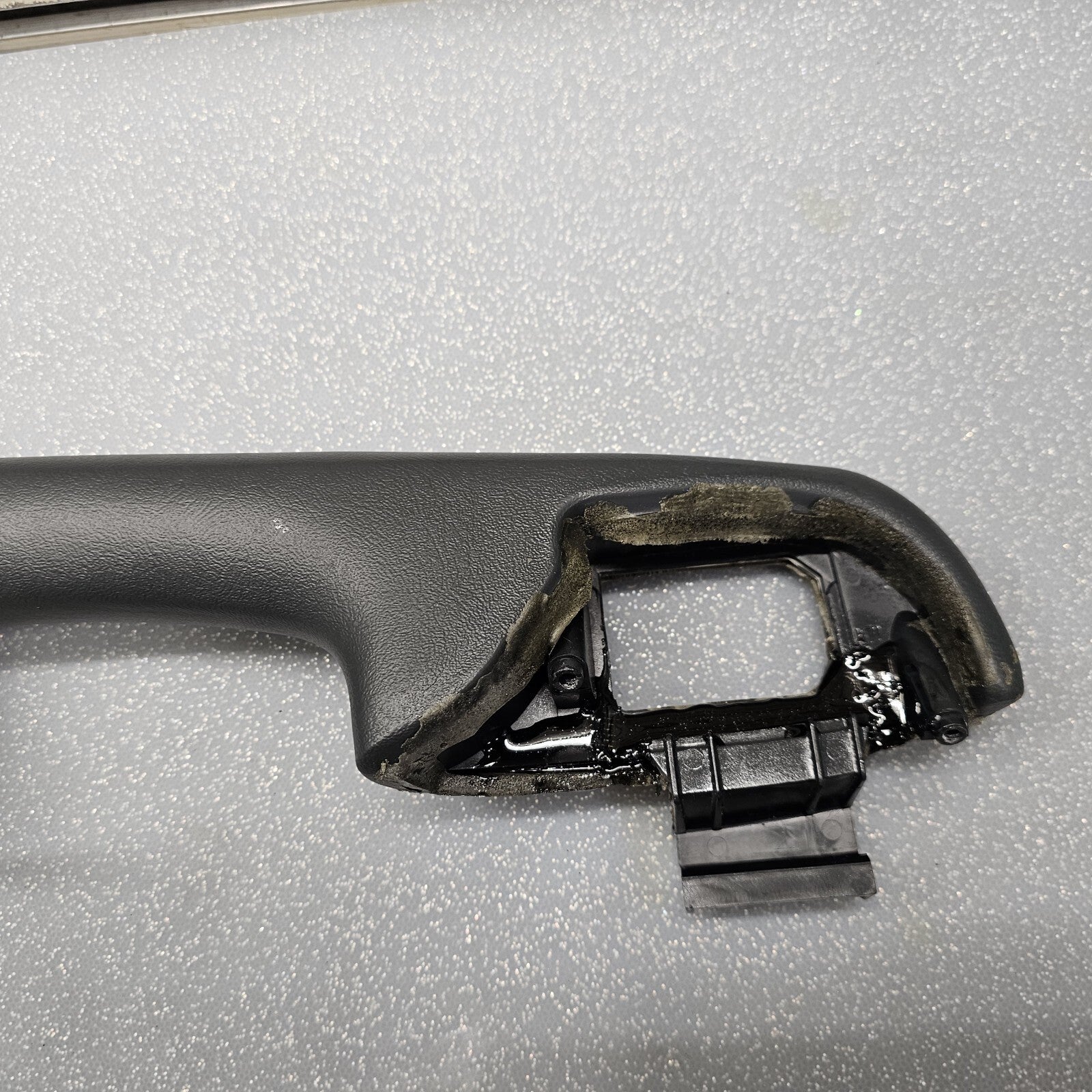 🔥99-06 Chevrolet GMC SilveradoTahoe Rear RIGHT Door Armrest Handle GRAPHITE H3