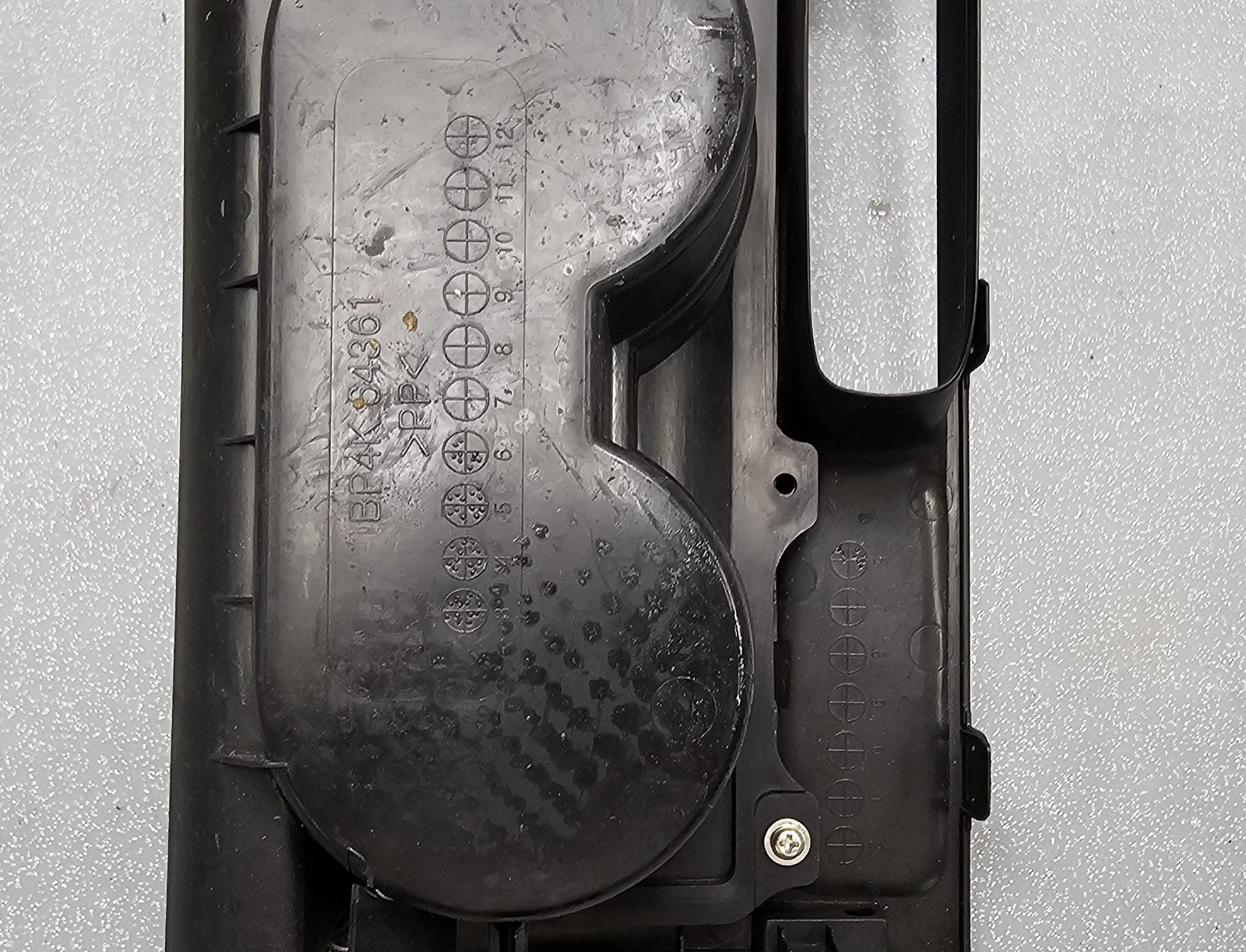 🔥04-06 MAZDA 3 CENTER CONSOLE CUP DRINK HOLDER FLOOR TRIM PANEL BEZEL BLACK