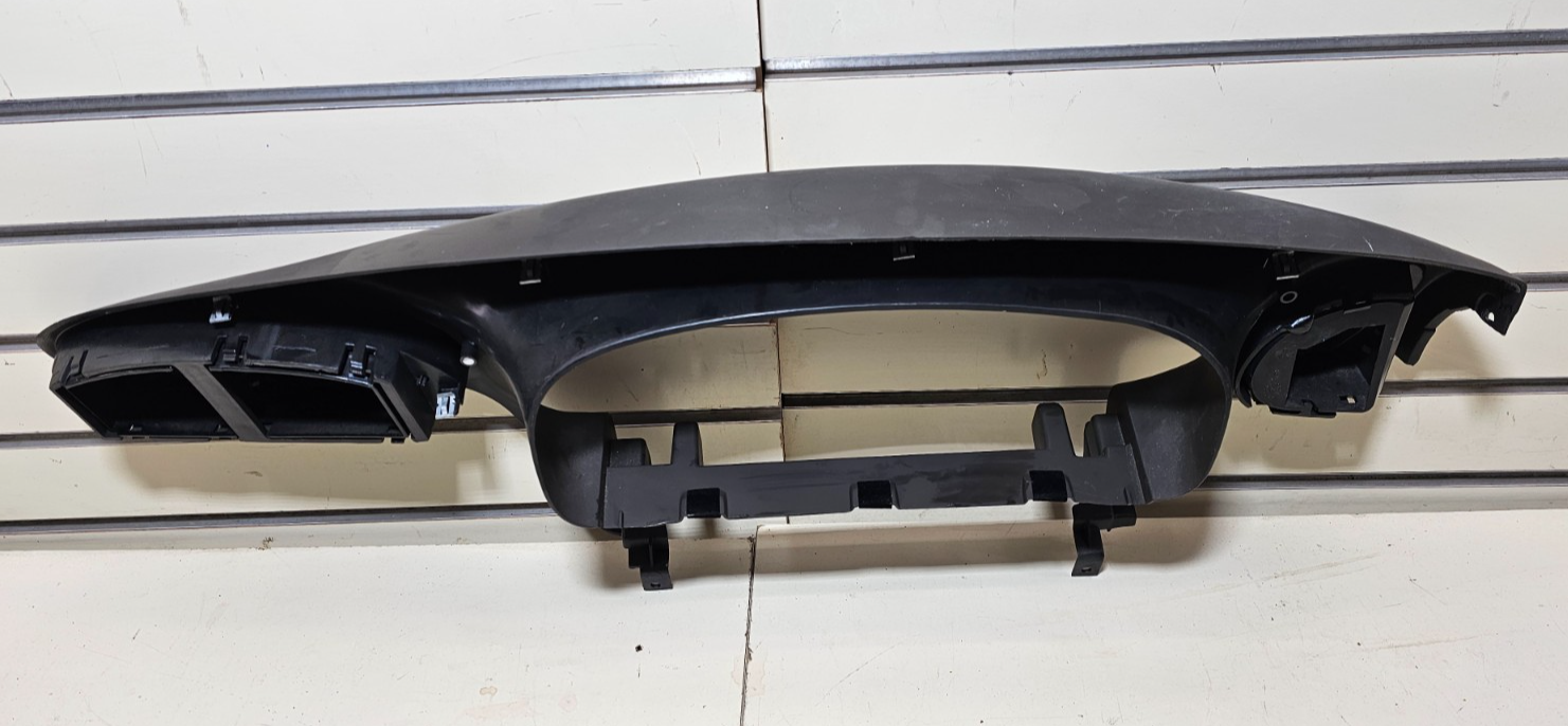 96-00 Caravan Voyager Dash instrument cluster Speedometer Tachometer Bezel Black