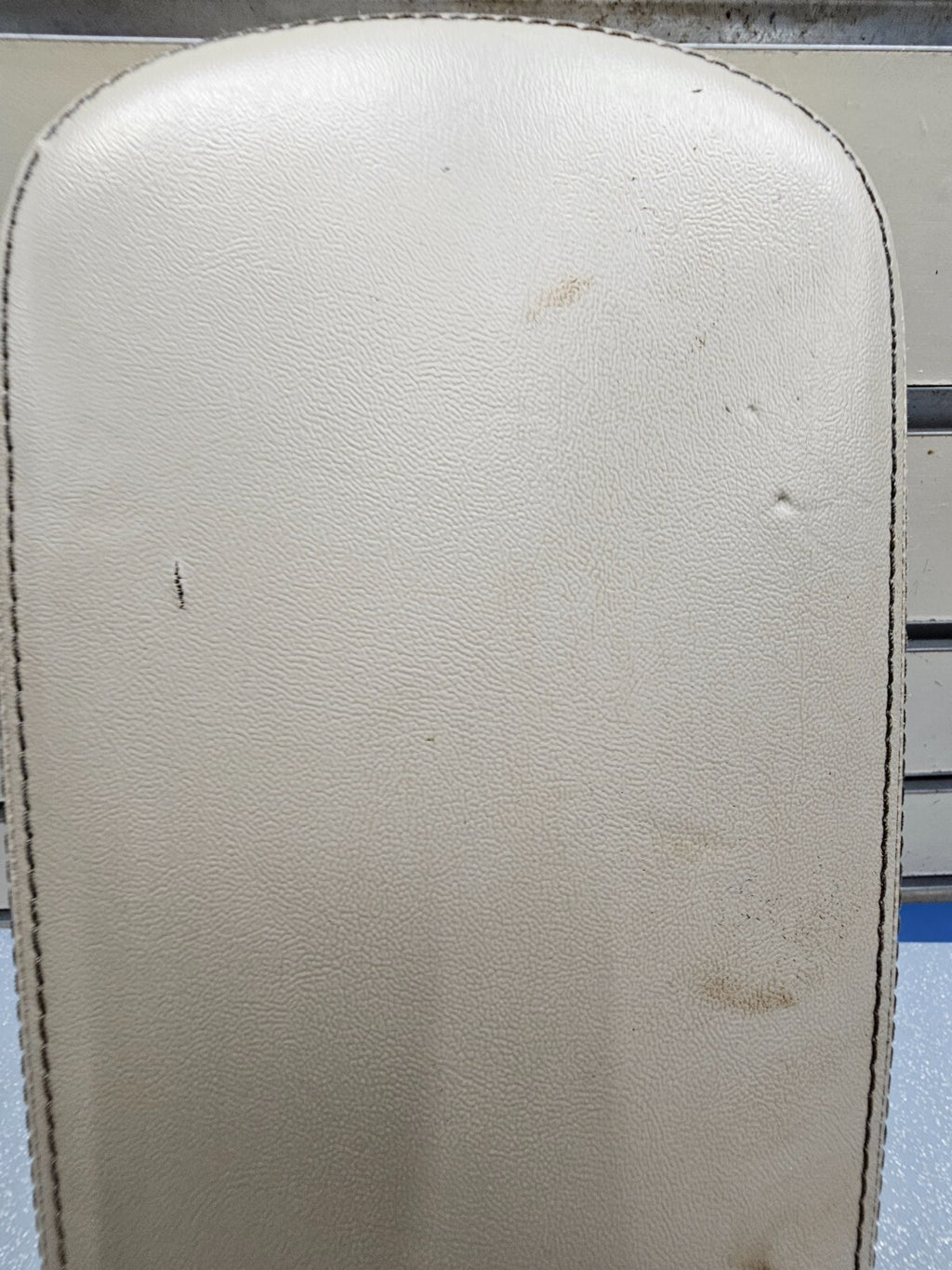 🔥11-14 OEM Chrysler 200 Front Center Console Lid Arm Rest Cover Leather Tan OEM