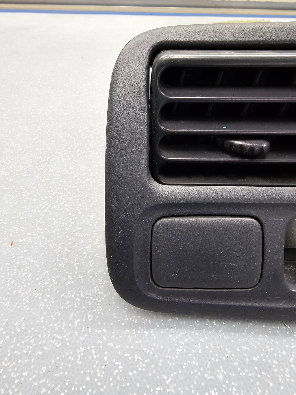 96-00 Civic Sedan Dash Left Driver A/C Air Vent Heater Grille Conditioning Black