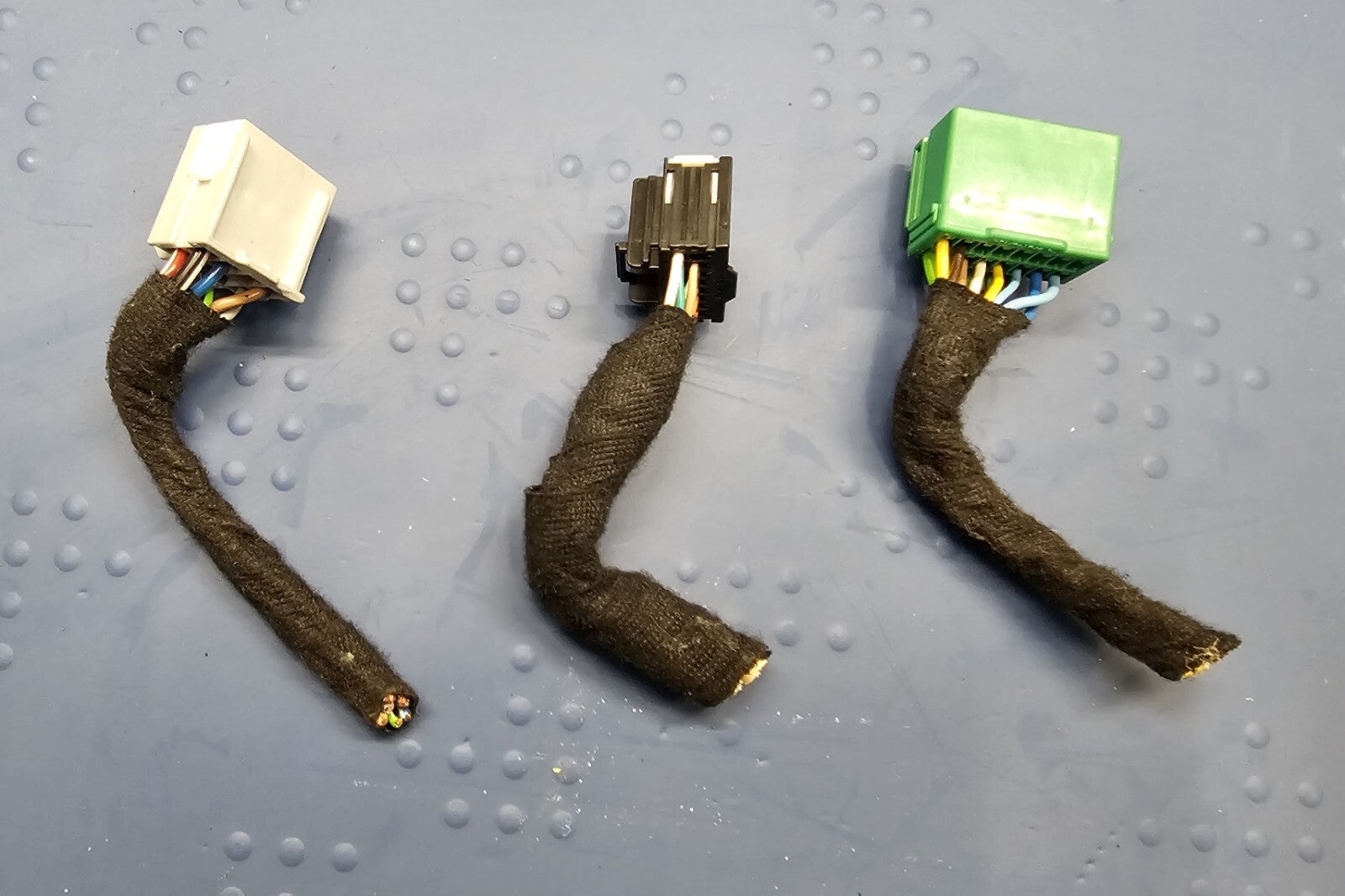 🔥10-17 OUTLOOK ACADIA TRAVERSE AMPLIFIER AUDIO STEREO WIRING HARNESS PIGTAIL