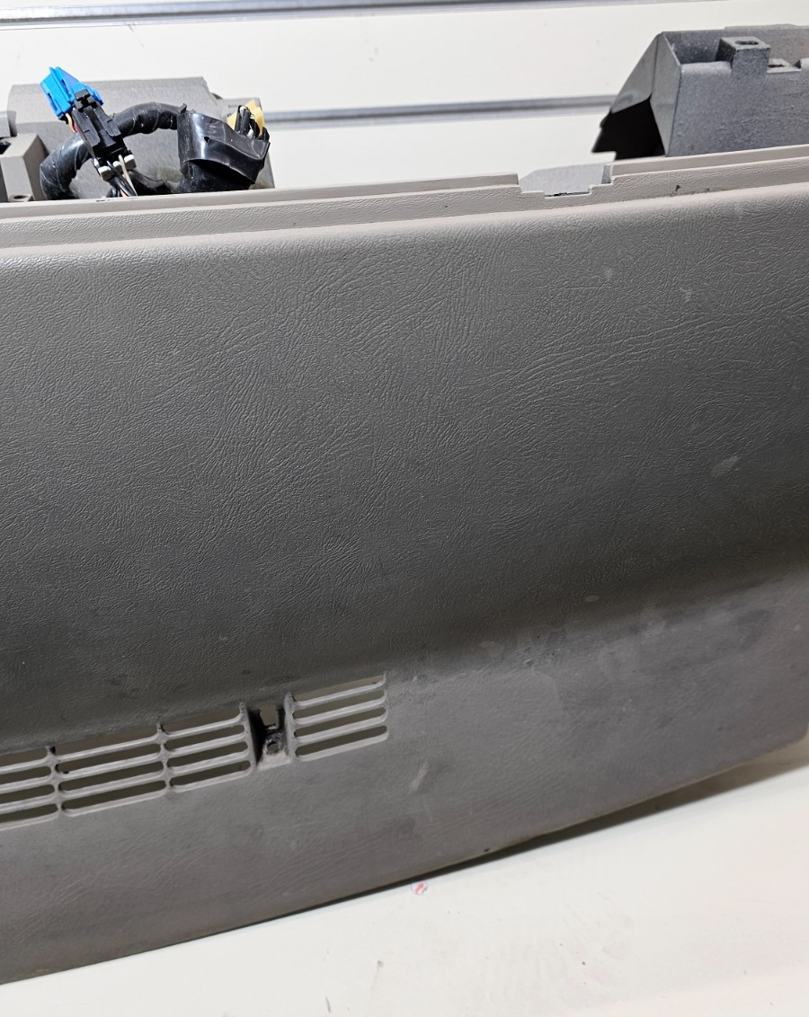 🔥95-99 CHEVY GMC SILVERADO CK Dashboard DASH CORE Frame Mount Assembly Tan DB2