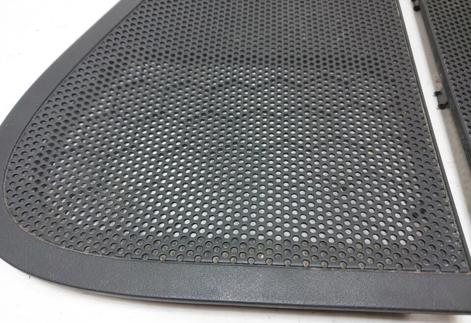 04-08 Ford F150 Right Passenger/Left Driver Door Panel Speaker Grille Cover Pair