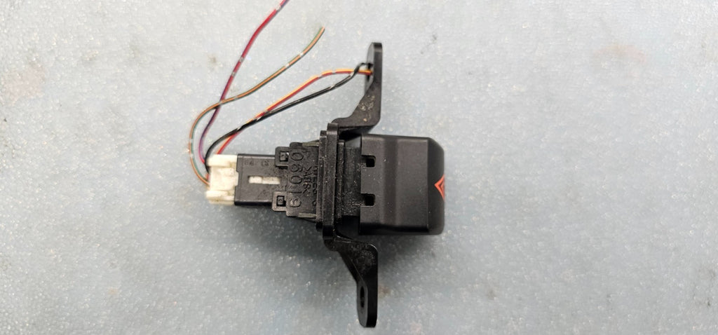 🔥07-13 Nissan Altima Hazard Emergency Warning Light Button Switch OEM