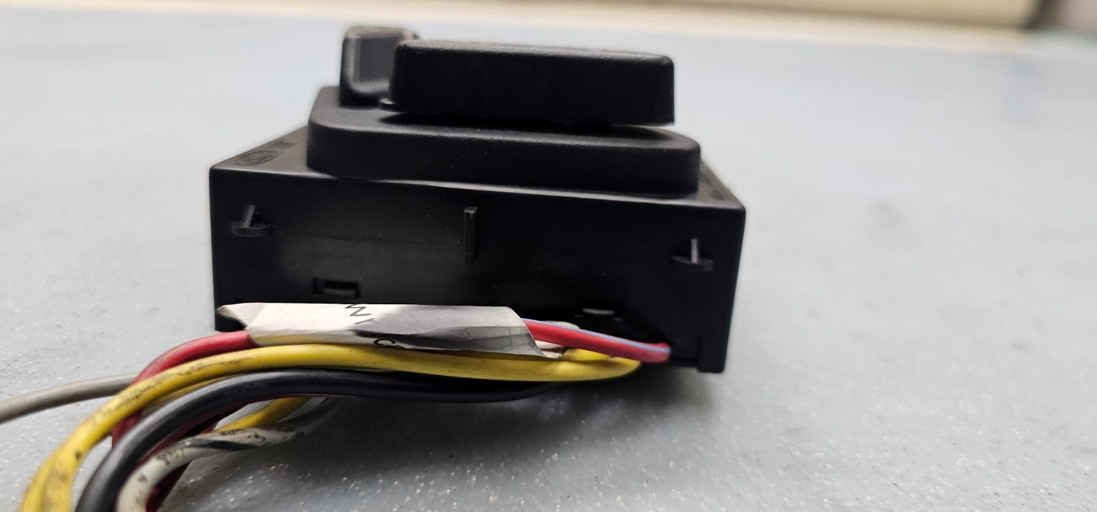 01-11 Town Car & Grand Marquis Memory driver power seat Control switch Assembly