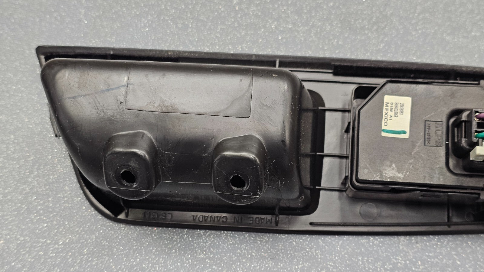 🔥06-08 CHEVY IMPALA LEFT DRIVER MASTER POWER WINDOW SWITCH BEZEL ASSEMBLY BLACK