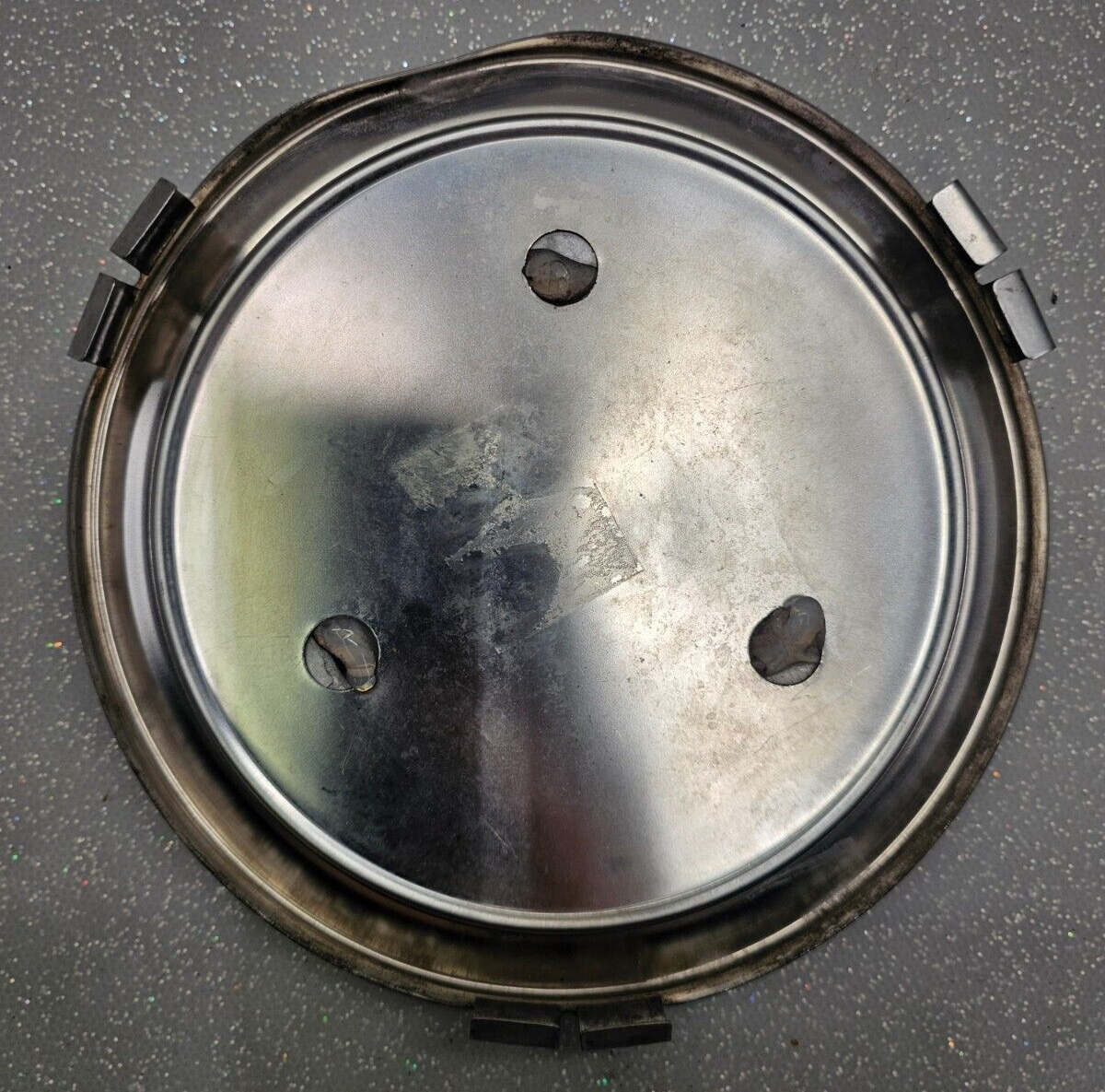 88-91 Cadillac Deville Front Rear LH/RH Wheel Center Cap Hubcap Silver Lower OEM