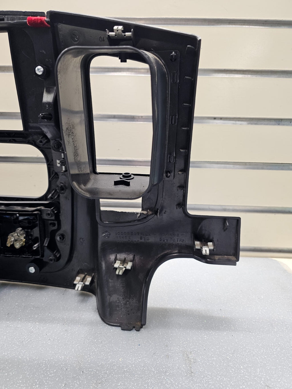 🔥02-05 Dodge RAM Dash RADIO SUUROUND Bezel Climate Trim Panel Storage Black B10
