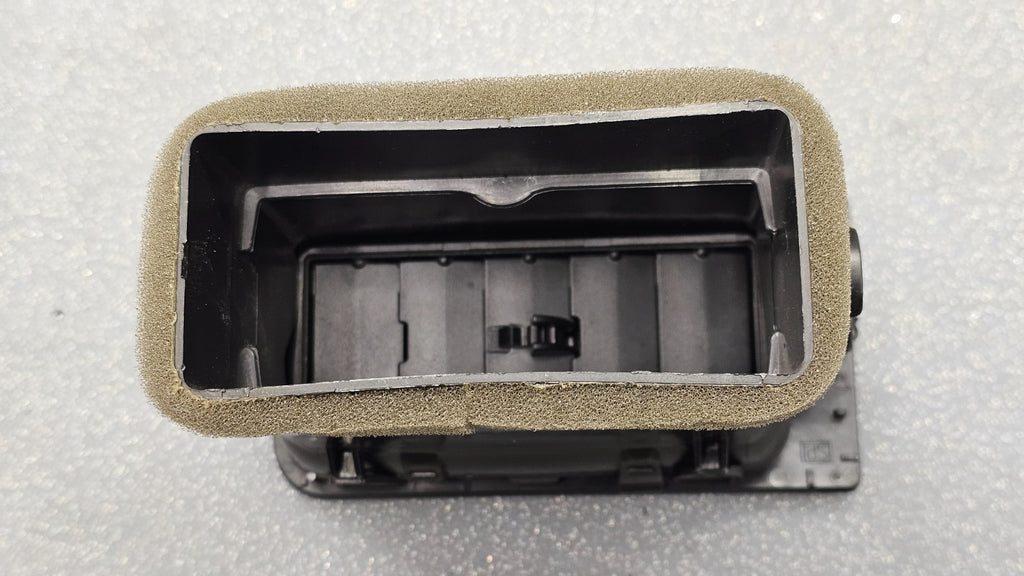 🔥05-07 FORD FOCUS Dash Center AC A/C HVAC AIR Vent HEATER Panel Bezel BLACK