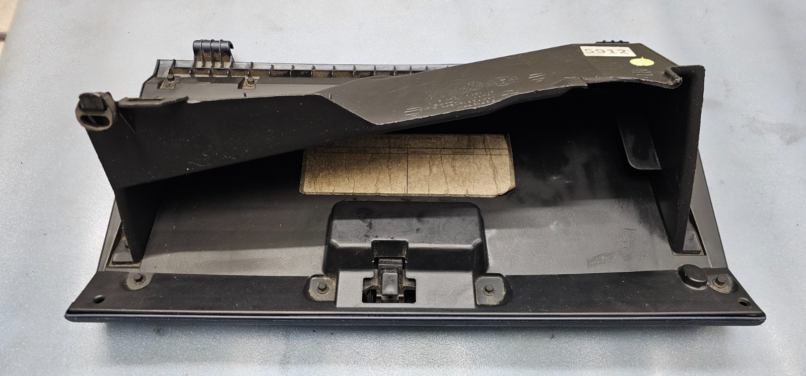 🔥02-05 RAM 1500 2500 Dash GLOVE BOX Storage Compartment Assembly BLACK G22