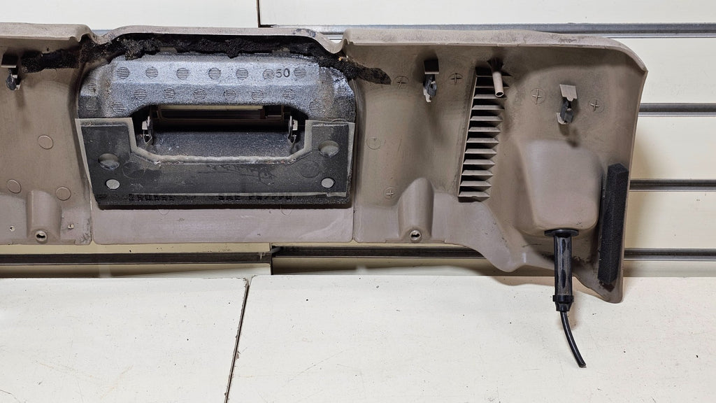 🔥95-99 CHEVY GMC TRUCK CK INSTRUMENT PANEL DASH KNEE BOLSTER PANEL TAN OEM