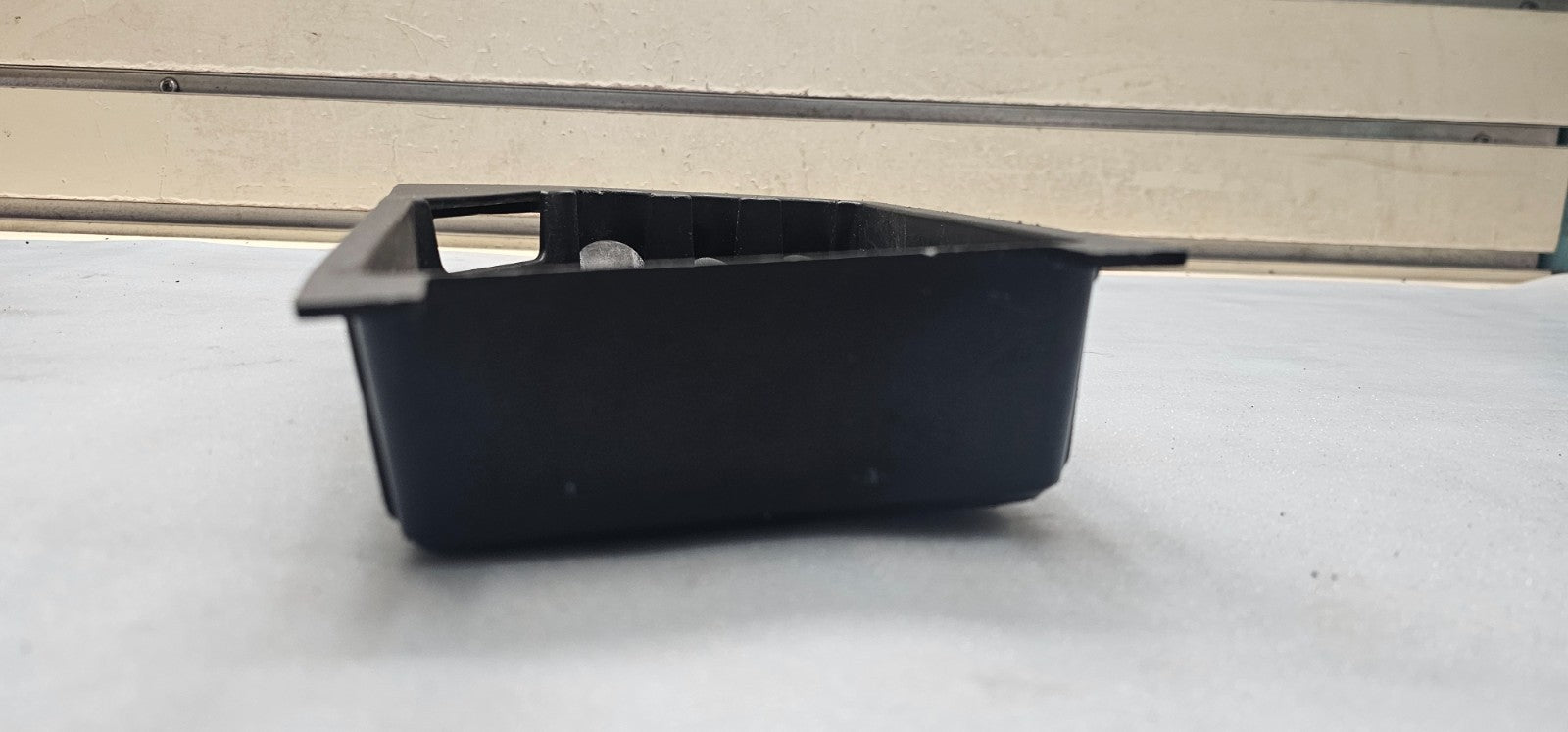 🔥08-12 LIBERTY DODGE NITRO CONSOLE REMOVABLE STORAGE COMPARTMENT TRAY BLACK 