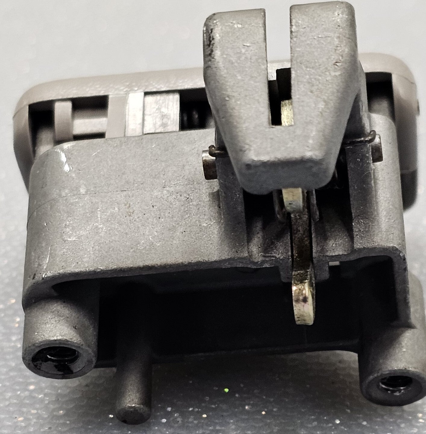 🔥1998-2002 Toyota Corolla Glove Box Storage Compartment Latch Assembly Gray OEM