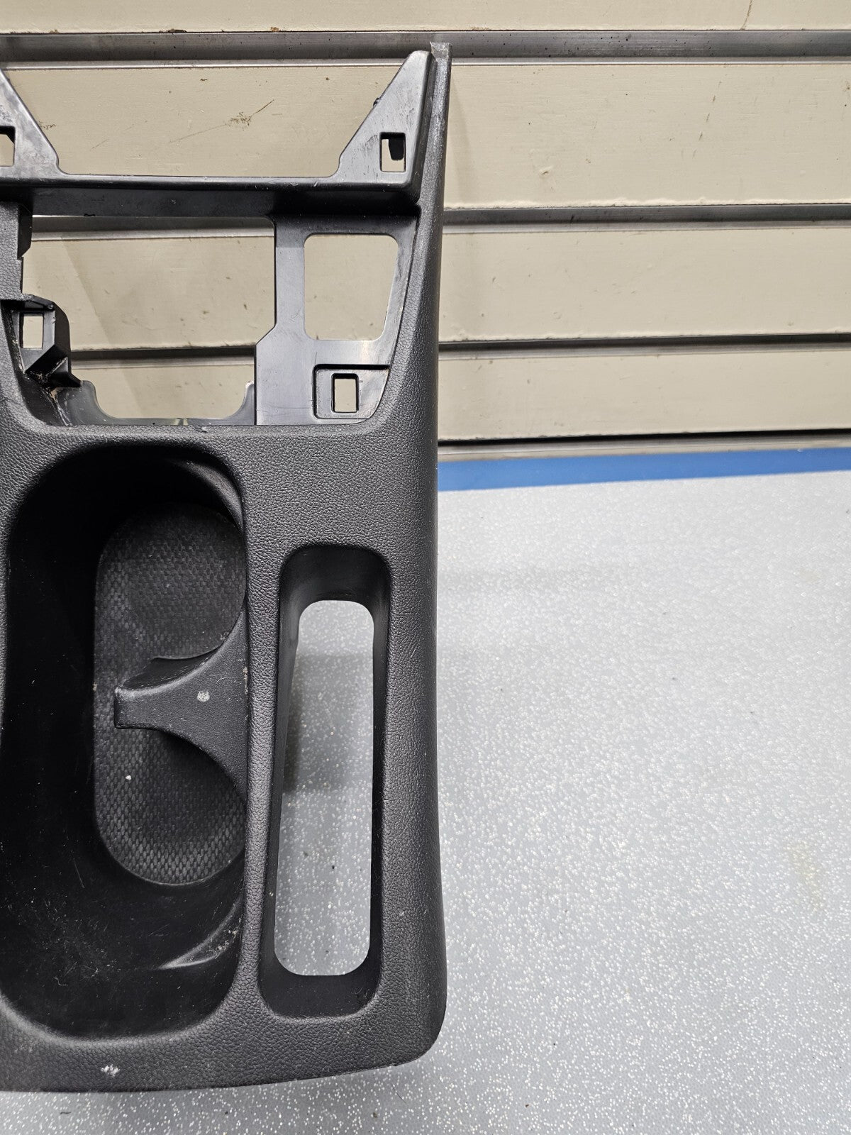 🔥13-15 MITSUBISHI ASX 3 CENTRE CONSOLE CUP DRINK HOLDER GEAR LEVER TRIM PANEL