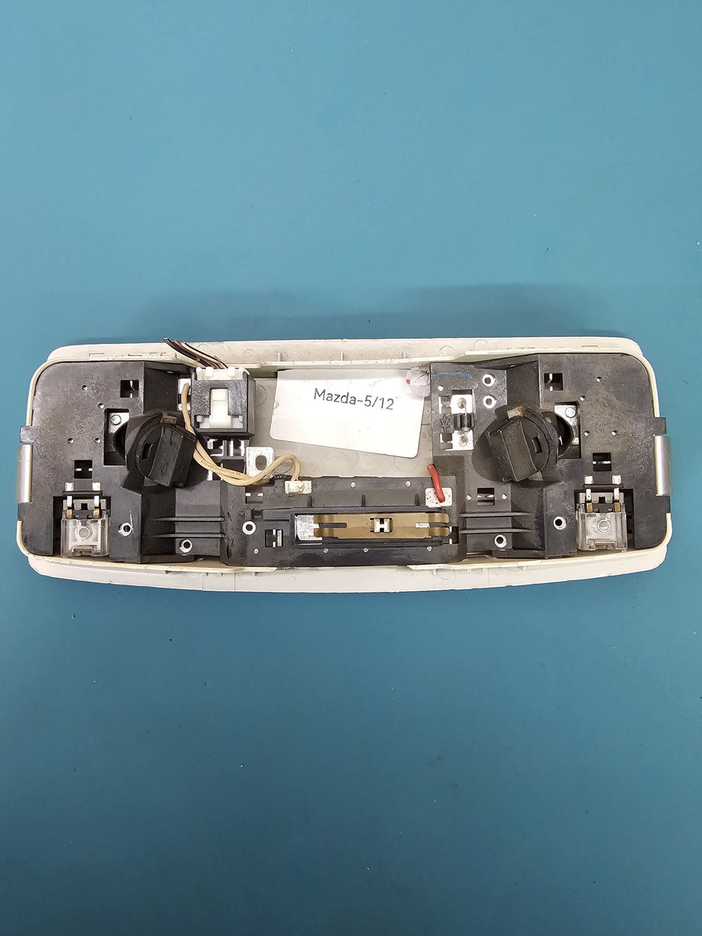 12-15 MAZDA 5 SPORT FRONT ROOF OVERHEAD CONSOLE DOME MAP LIGHT LAMP ASSEMBLY TAN