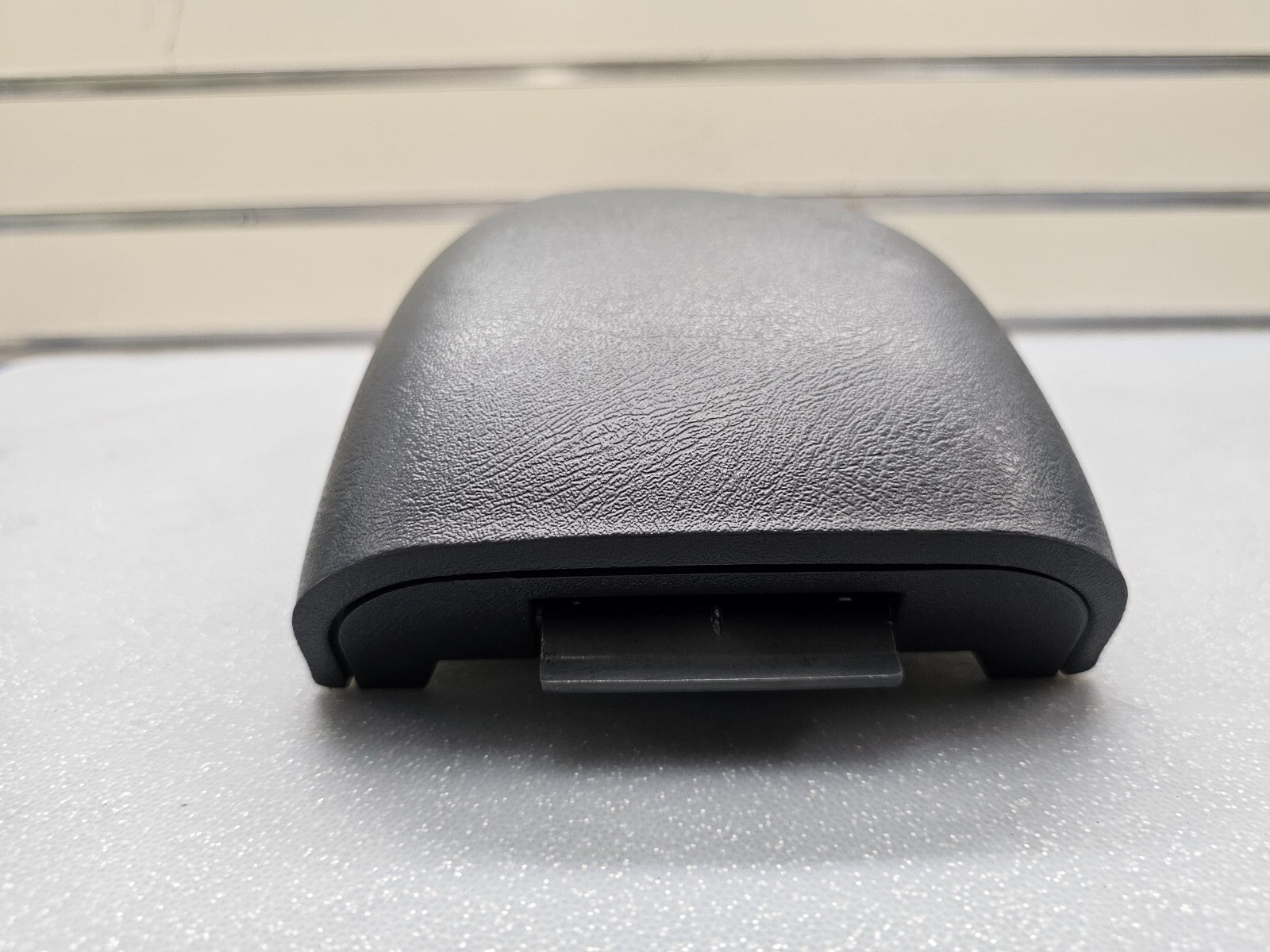 🔥98-04 BLAZER S10 JIMMY SONOMA Front Center Console Lid Arm Rest Cover BLACK L7