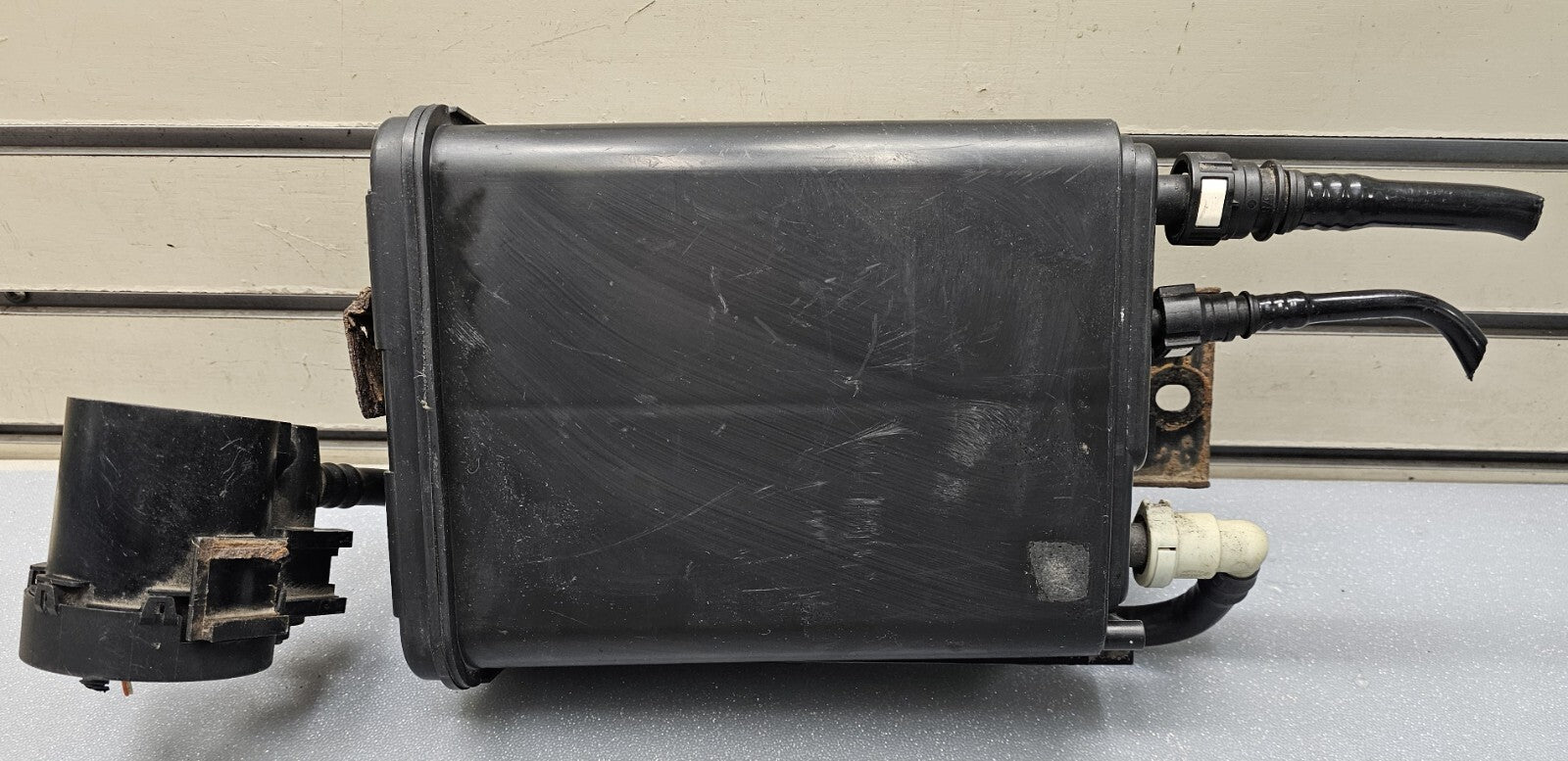 🔥04-12 GMC CANYON COLORADO FUEL VAPOR CHARCOAL EVAP EMMISION CANISTER ASSEMBLY
